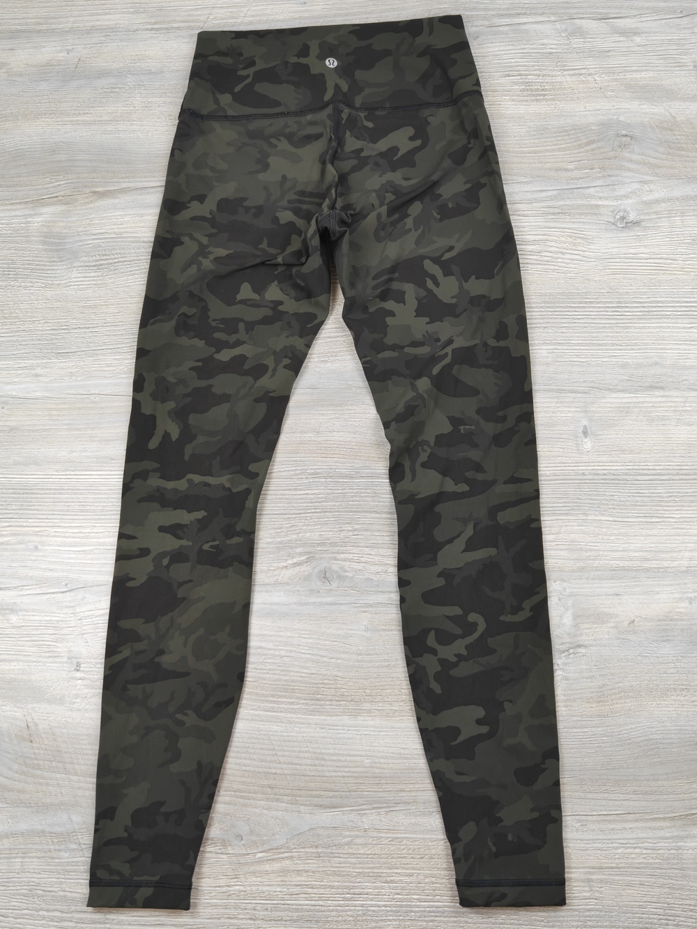 Lululemon Wunder Under High-Rise Tight 28" Full-On Luxtreme Camo Leggings Sz 6